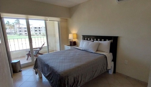 Two bedrooms Apartment - Golf course view