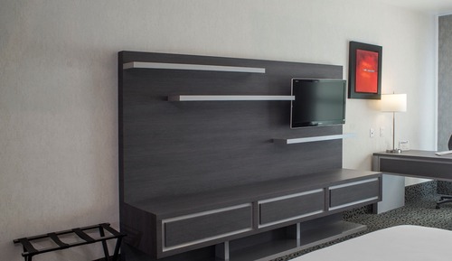 Suite (Specialty)