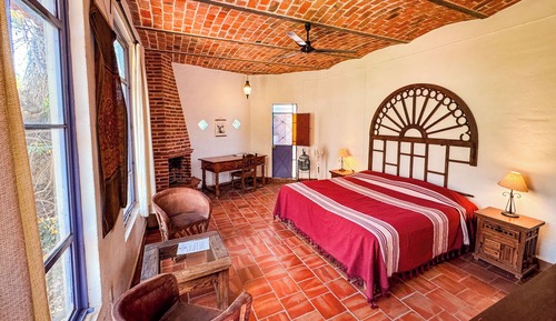 Classic Room, Mountain View