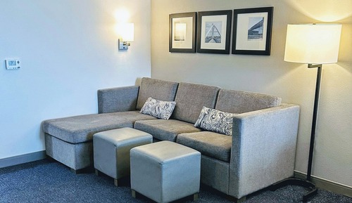 2 Queen Beds, Oversized 1 Room Suite, Mobility