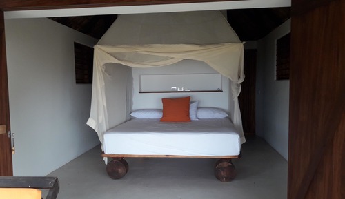 Standard Cabin, 1 Queen Bed, Beachside