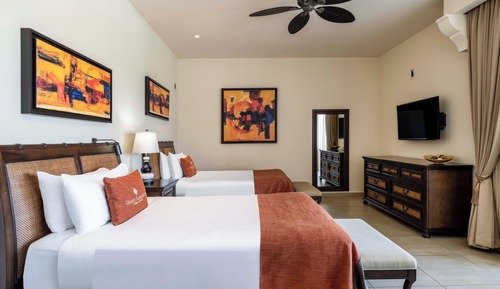 Signature Suite, 2 Double Beds (Junior)