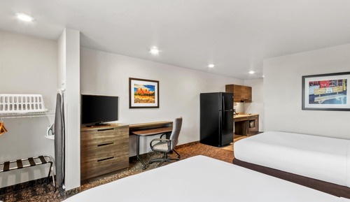 Room, 2 Queen Beds, Mobility Accessible