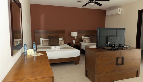 Master Superior, 2 Queen Beds