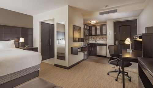 Studio Suite, Kitchen