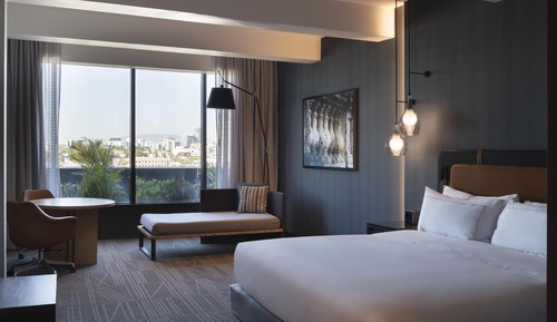 Junior Suite, 1 King Bed