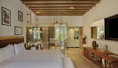 Deluxe Room, 1 King Bed