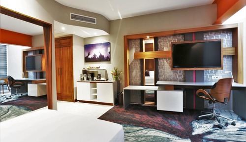 Deluxe Room, 2 Queen Beds (Rock Royalty)