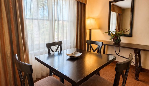Suite, 1 King Bed