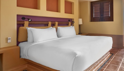 2 BEDROOM PARTIAL OCEAN VIEW 1KG 2TWIN SUITE