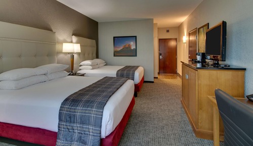 Room, 2 Queen Beds, Accessible (Upper Floor, Tub)