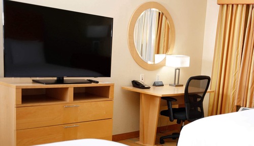 Room, 2 Queen Beds, Non Smoking