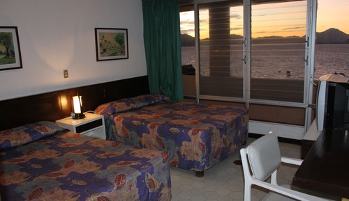 Double Room (Air Conditioing)