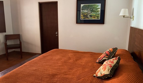 Standard Room, 1 King Bed