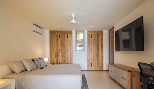 Luxury Apartment, Ocean View