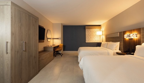 Suite, 2 Queen Beds, Lagoon View