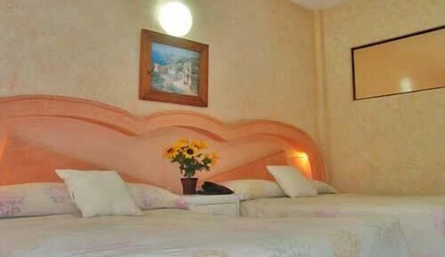 Suite, 2 Double Beds, Kitchenette (Adults only)
