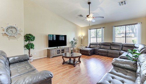 House (3 Bedrooms)