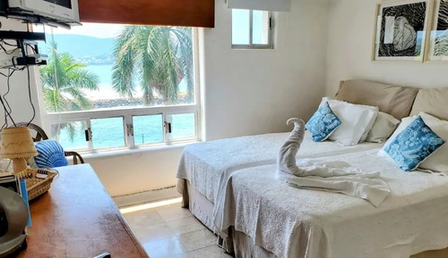 Family Villa, Beach View