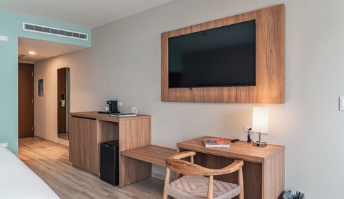 Room, 1 King Bed, Non Smoking