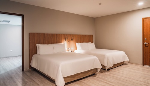 Room, 2 Queen Beds, Non Smoking