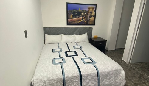 Economy Room