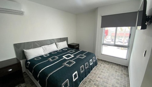 Premium Room, City View