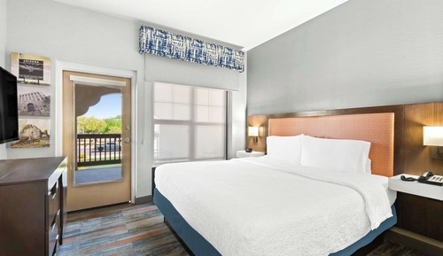 Suite, 1 King Bed, Balcony