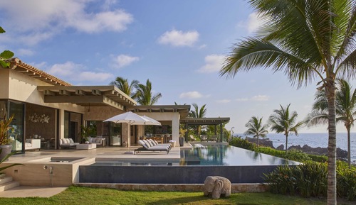 Estate Home (Casa Tesoro)