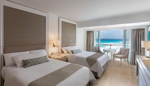 Royale Deluxe Ocean View - Two Double Beds