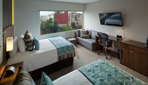Classic Room, 2 Queen Beds, Club Lounge Access (Polanco View)