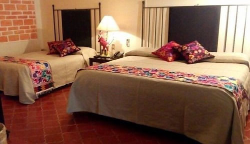 Basic Suite, Air conditioning, Pool View (Poolside Suite King and F)