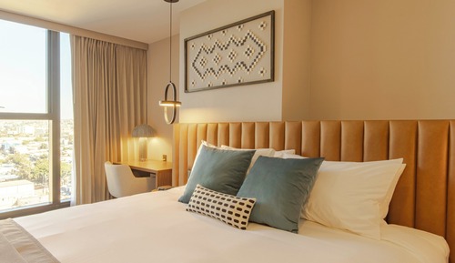Suite, 1 King Bed
