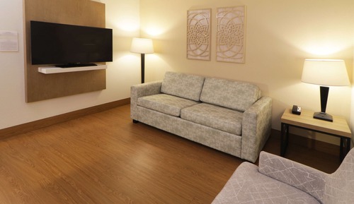 Suite, 1 King Bed, Non Smoking