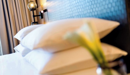 Room, 1 King Bed, City View