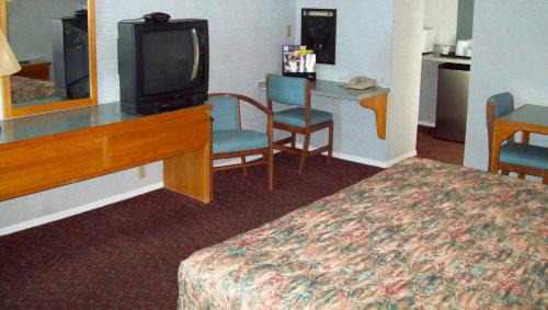 Queen Room - Non-Smoking