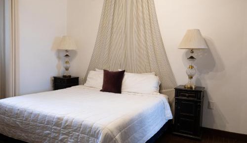 Suite with Lake View