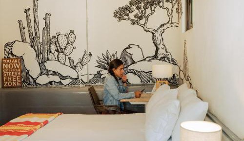 Private King + Private Bathroom + Patio (Room 2)