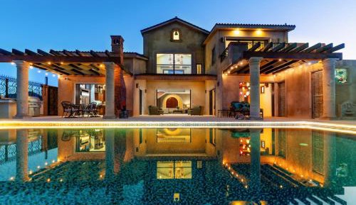 Villa - Beach Front