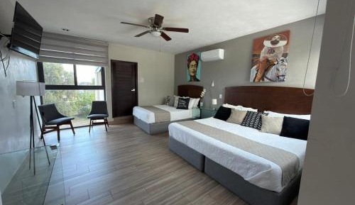 Deluxe Queen Suite