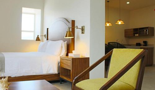 Queen Suite
