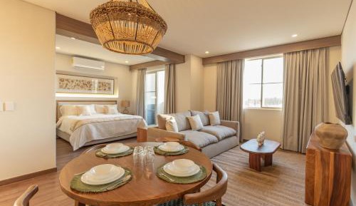 One-Bedroom Apartment with Balcony