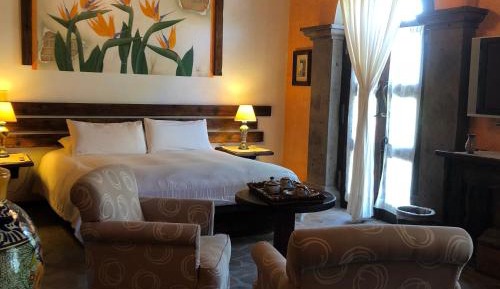 Deluxe King Room