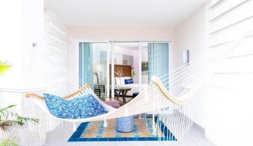 Island Oasis Suite