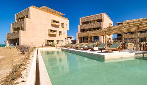 Three-Bedroom Apartment with Ocean View