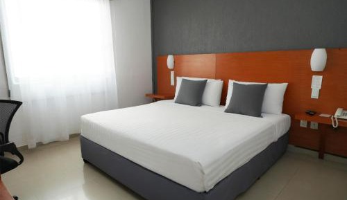 King Room - Non-Smoking