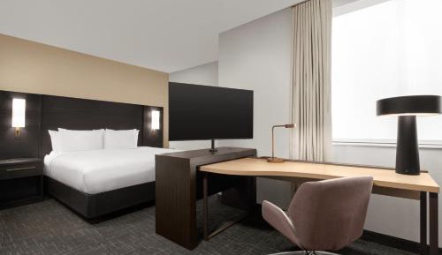 Studio Suite with King Bed and Sofa Bed