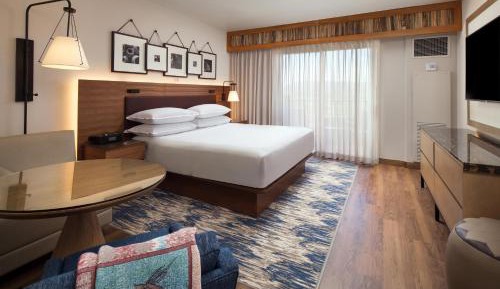 Standard King Room