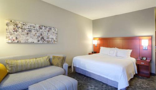 King Room with Sofa Bed with Pool View