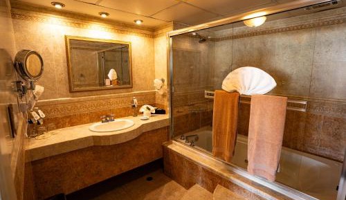 King Suite with Ocean View